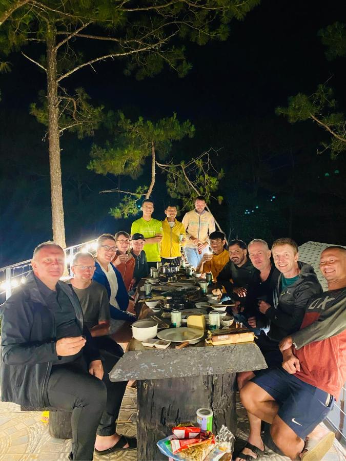 Henisi Homestay Mang Den Villa Kon Von Kla Eksteriør billede